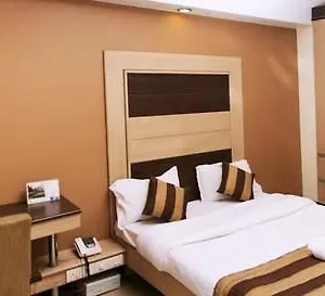 *** Hotel Pacific Huda Centre Sec 41 India